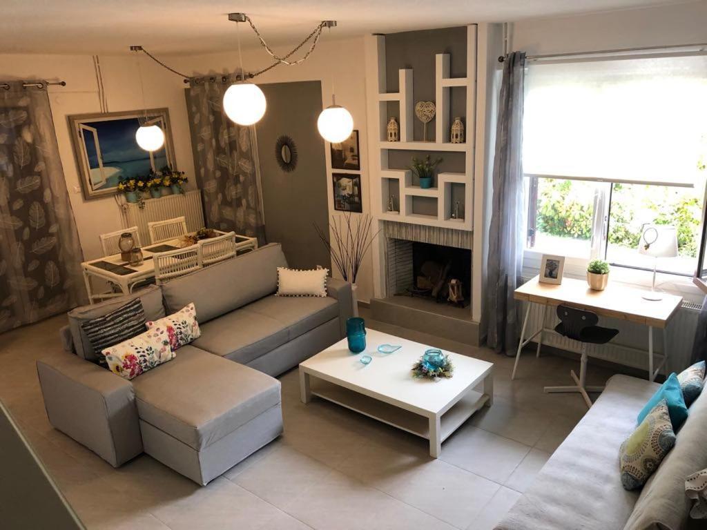 Sofia'S Pearl Beachfront Maisonette Nea Kallikrateia Eksteriør bilde
